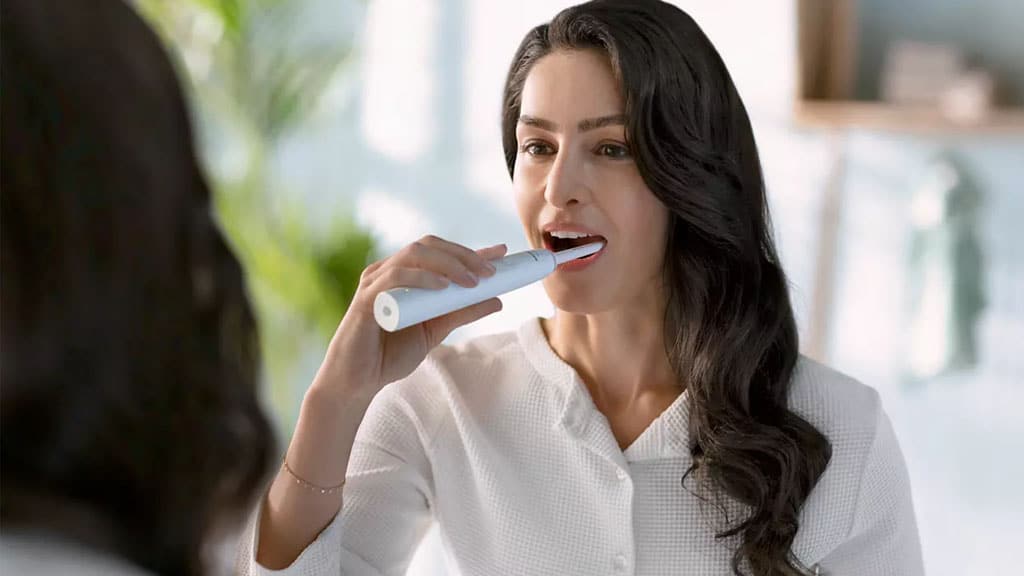 Philips Sonicare DailyClean Series 2100 Toothbrush HX3651 13