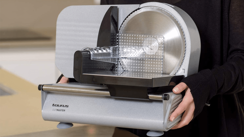 Taurus Cutmaster Meat Slicer - feature c