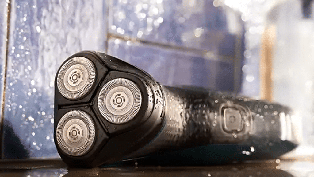 Philips Dry Electric Shaver Series 1000 S1141 00 m