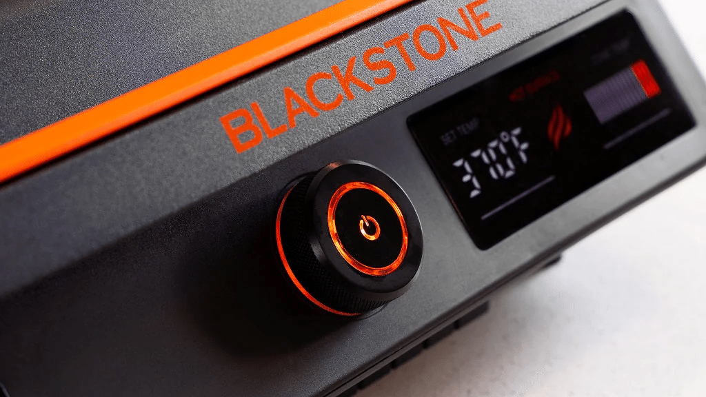 Blackstone E-Series 17” Electric Indoor & Outdoor Tabletop Grill 8000EU f