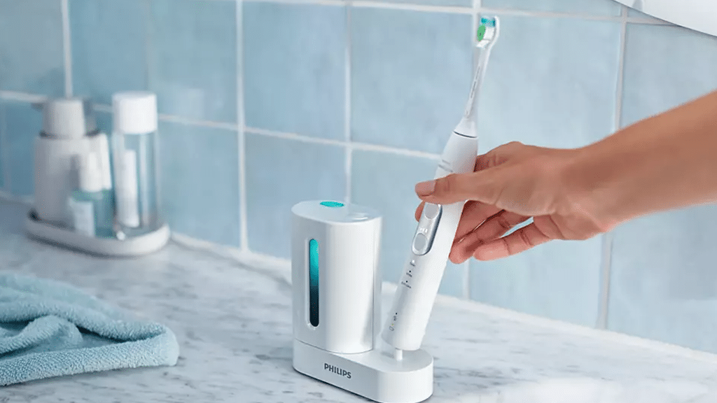 Philips UV Toothbrush Head Sanitiser HX6907 01 a