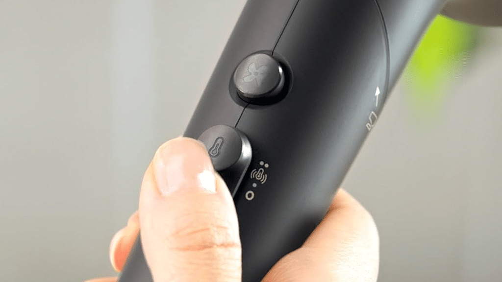 Philips Series 5000 Hair Dryer - feature 2