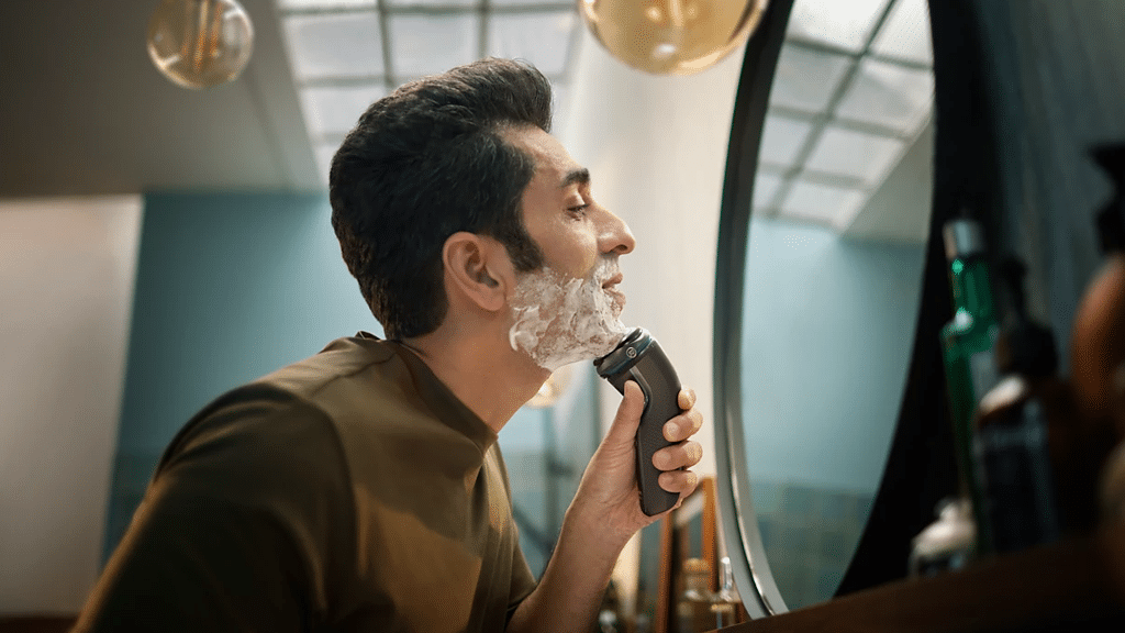 Philips Wet & Dry Electric Shaver 3000 S3343 13 f