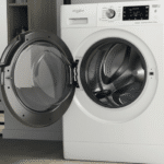 Whirlpool FFD10469BSVUK Washing Machine f